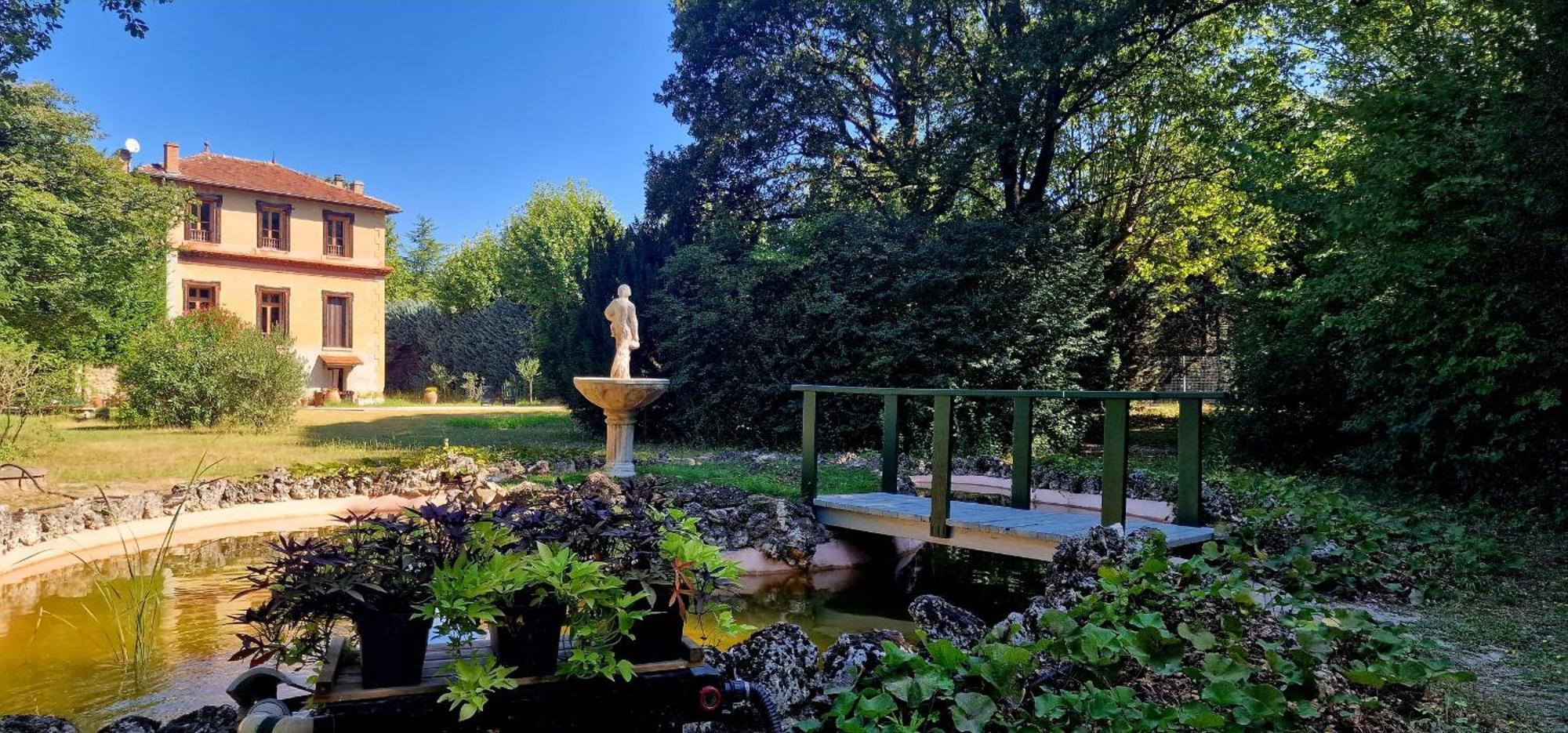 Le Manoir De La Belle Endormie Bed & Breakfast Valréas Eksteriør bilde